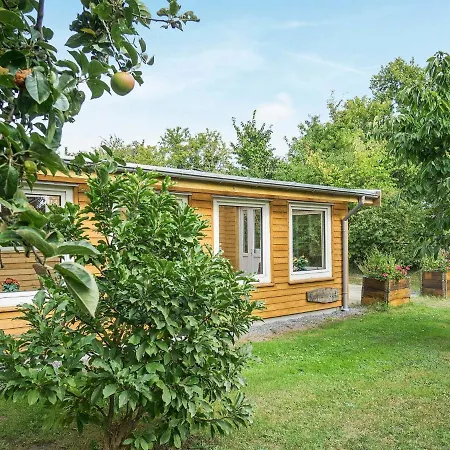 Two-bedroom Holiday In 5